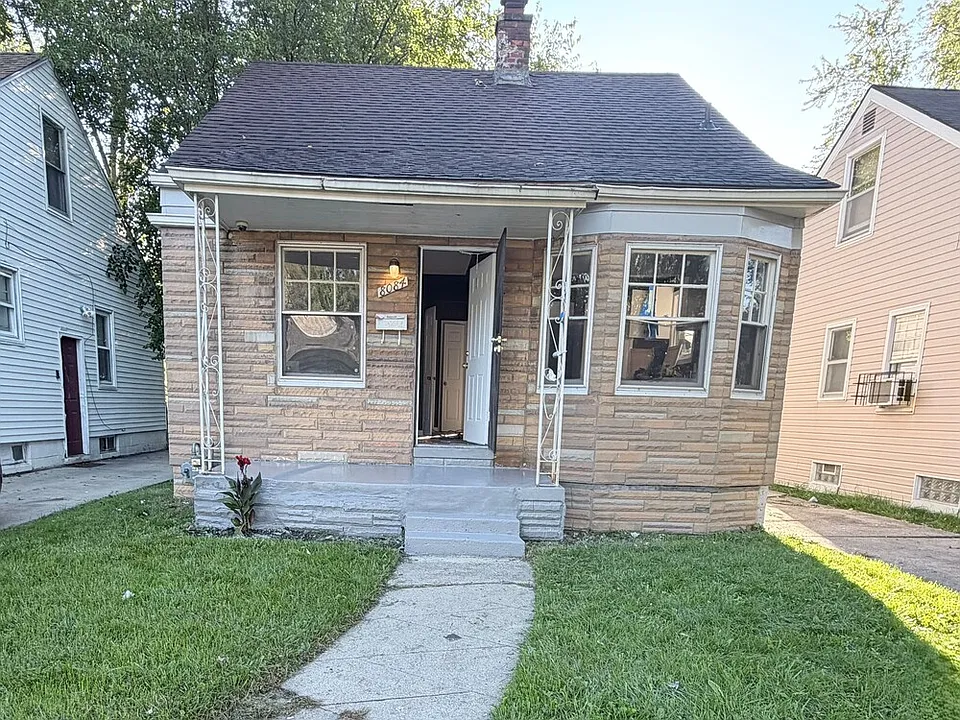 8084 Greenview Ave