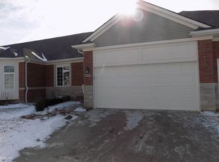 49397 Chapel Hl, Shelby Township, MI 48315