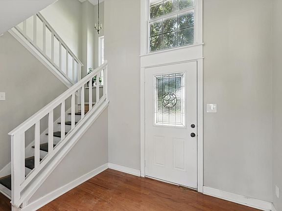3rd image of 4192 N Colony Blvd