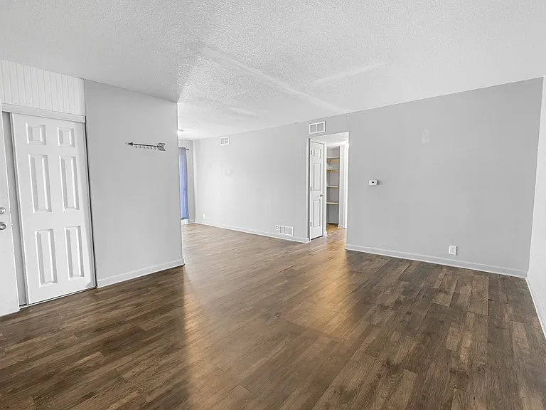 711 Allison Ave #9 — Photo 9