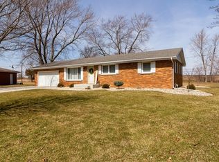 3719 El Camino Dr, Kankakee, IL 60901
