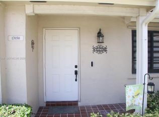 17050 NW 60th Ct, Hialeah, FL 33015