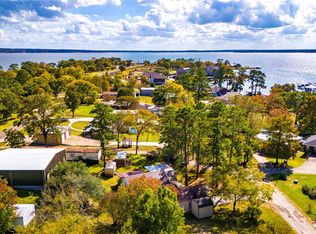 217 Brown Ave, Onalaska, TX 77360