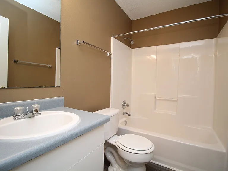 4319 Crosswinds Dr — Photo 17