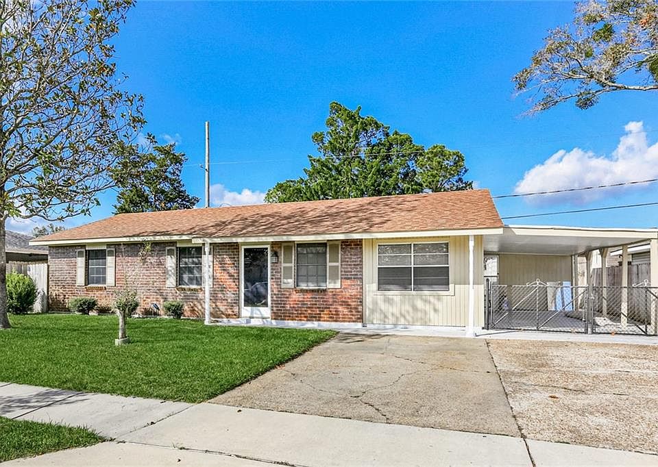 1st image of 2704 Virginia Lee Dr