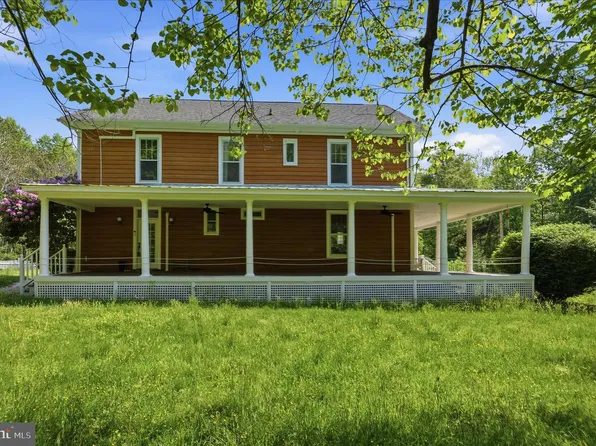 19 Walnut Hill Rd, La Plata, MD 20646