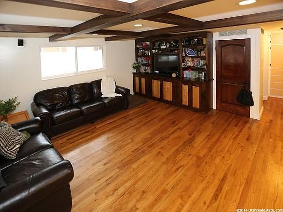 4th image of 3315 W Valley Home Ave