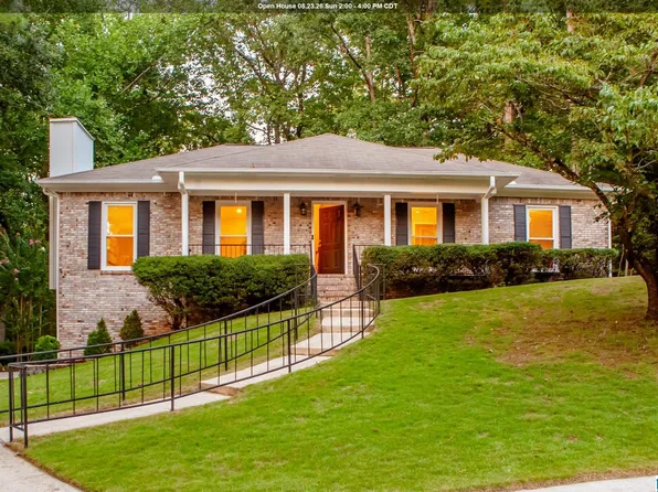 3216 Cahaba Brook Cir, Birmingham, AL 35243
