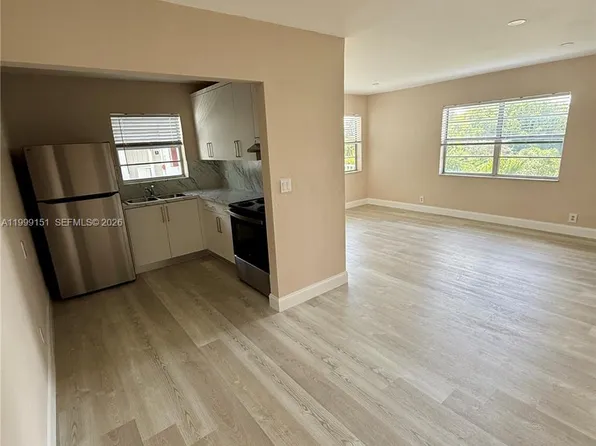 1607 Arthur St APT 304, Hollywood, FL 33020
