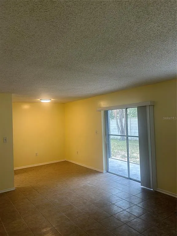 2 bed, 1.0 bath, 850 sqft, $1,395 — Photo 4