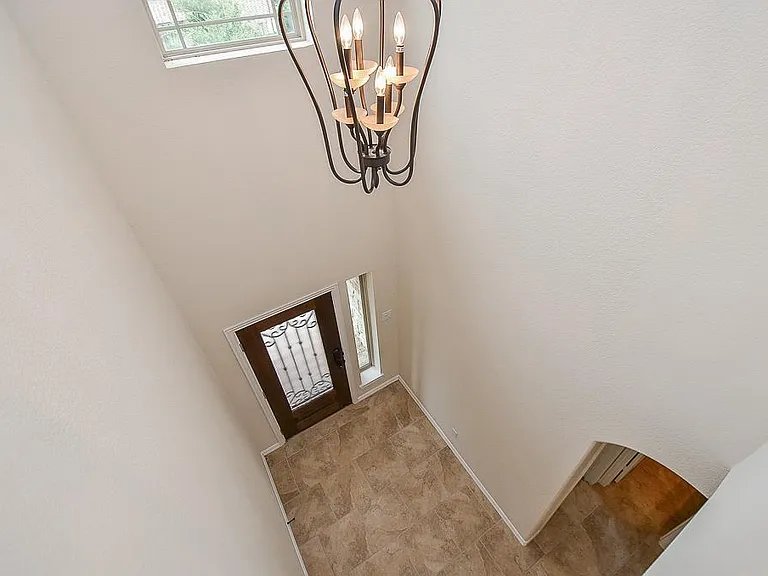 9411 Sparrow Creek Ct — Photo 3