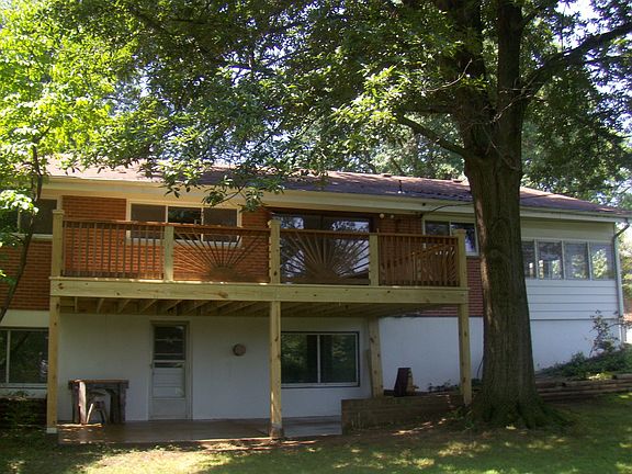5th image of 5901 Deerwood Dr