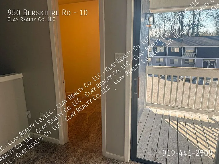 950 Berkshire Rd #10 — Photo 9