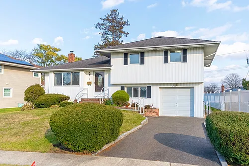 8 Spector Ln Photo 1