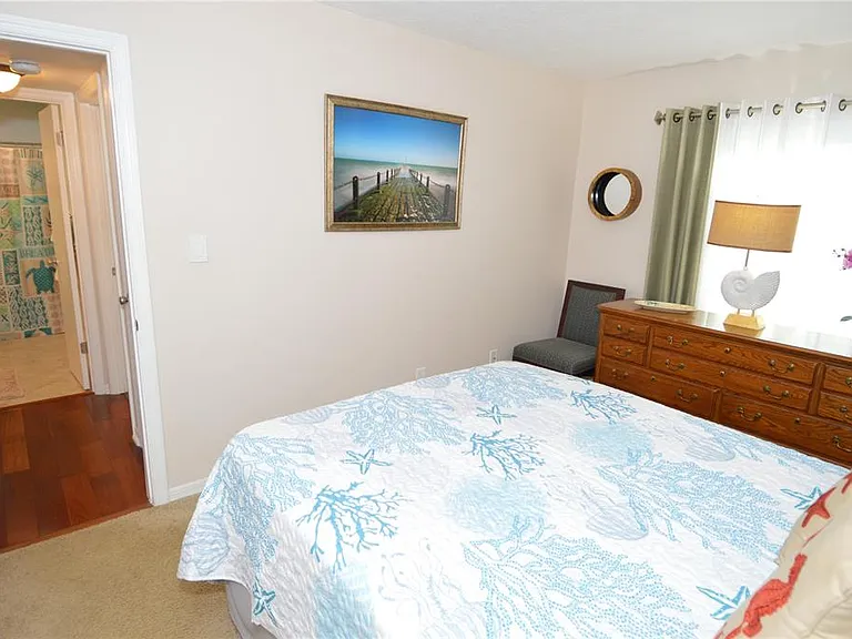 213 Seahorse Dr SE #B — Photo 25