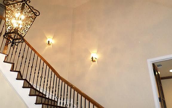 3rd image of 1100 Verona Way