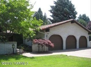 101 Gilbert Dr, Yakima, WA