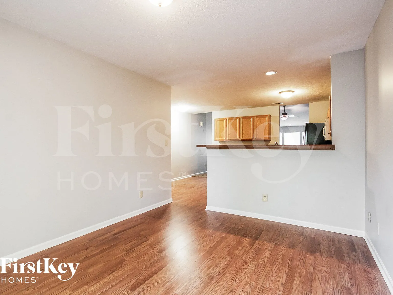 3 bed, 2.0 bath, 1666 sqft, $2,240 — Photo 4
