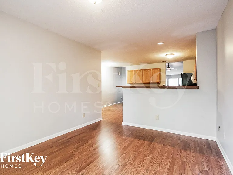 41 Knoll Ln — Photo 4