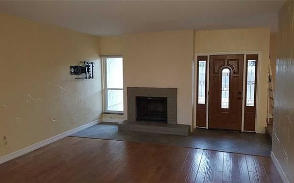 4th image of 9026 Emberglow Ln