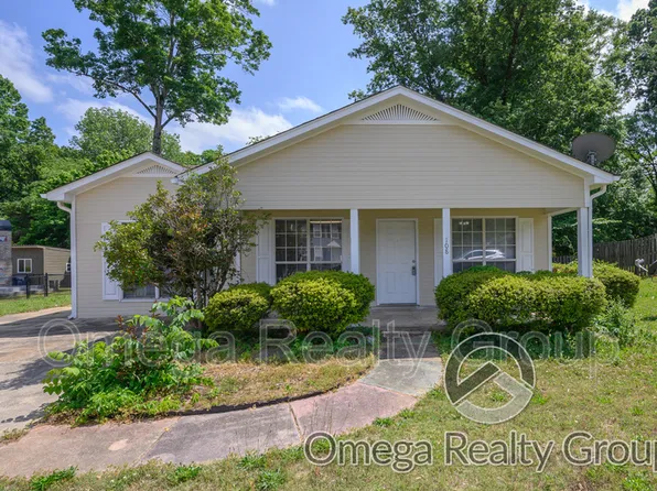 108 Willow Point Ln, Alabaster, AL 35007