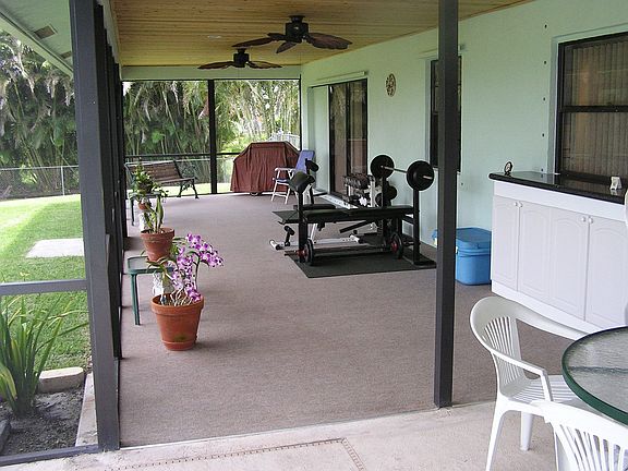 Screened patio