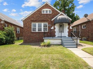 6012 N Pointe Blvd, Saint Louis, MO
