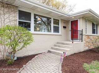 119 N Pierce Ave, Wheaton, IL