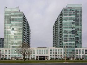 1900 Lake Shore Blvd W