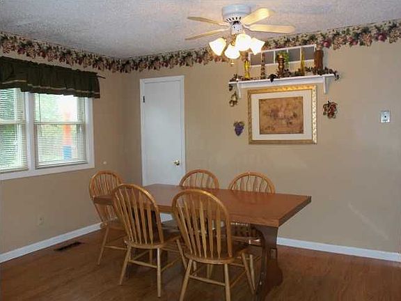 4th image of 5063 E Sherwood Dr