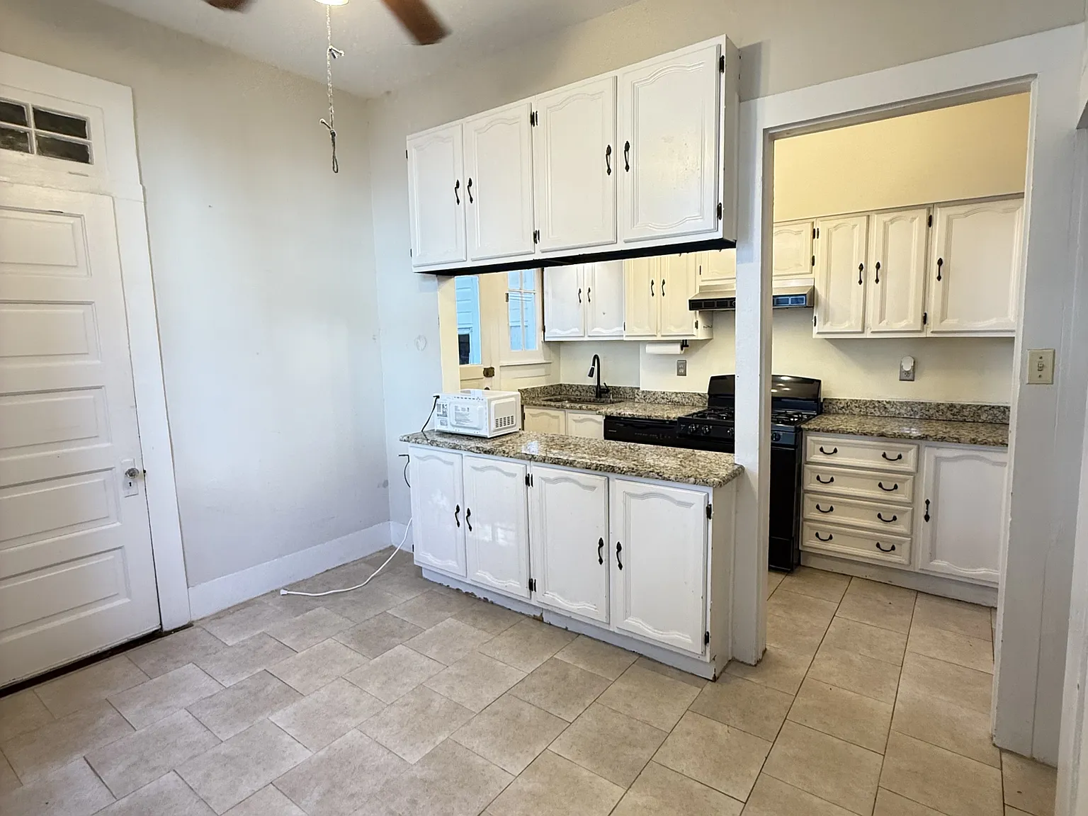 1135 Fern Street - B Rear — Photo 3
