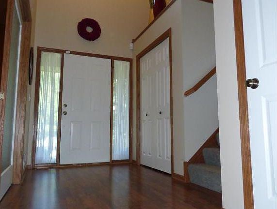 3rd image of 9439 Coral Sea Ct NE