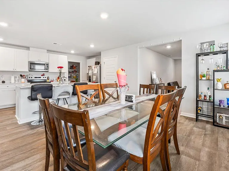 214 Ellie Way — Photo 13