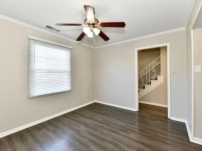 Park Lane Apartments — Photo 58