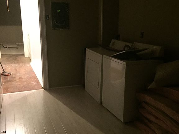 2nd image of 501 E Buchanan Ave