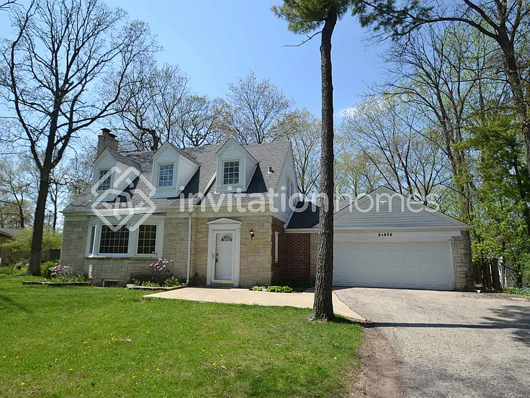 4N464 Briar Ln — Photo 1