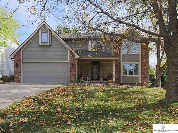 3rd image of 331 S 158th Ave