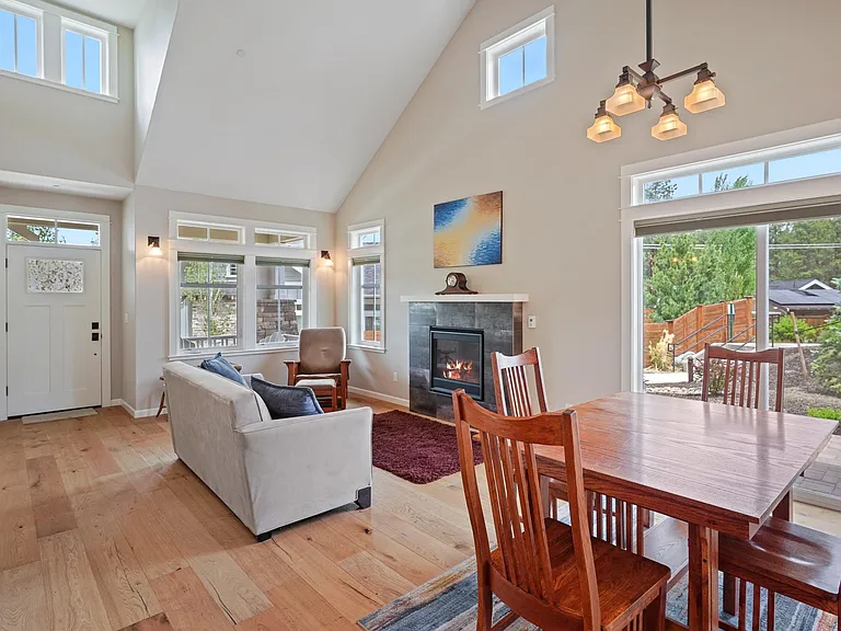 2439 NW Drouillard Ave — Photo 5