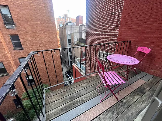 Rented by Corcoran | media 1