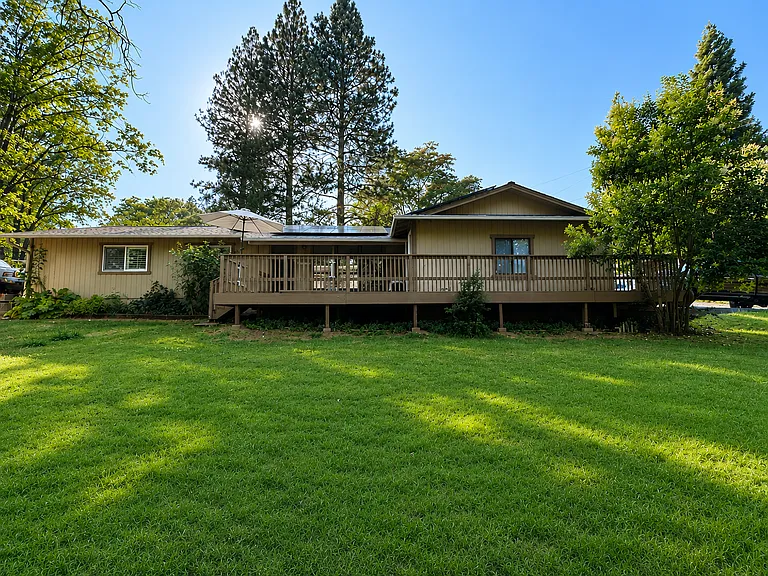 1249 Irish Mountain Rd — Photo 1