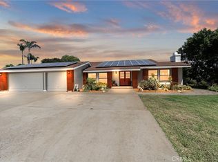 520 Woodland Hills Dr, Escondido, CA 92029