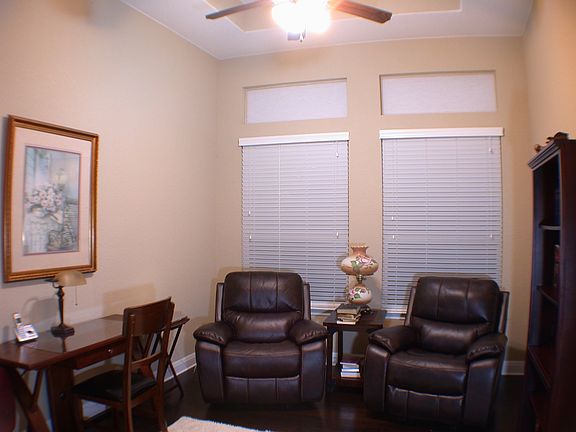 4th image of 311 Wauford Way