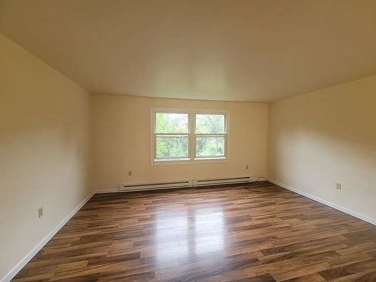 73 Cider Press Rd — Photo 4
