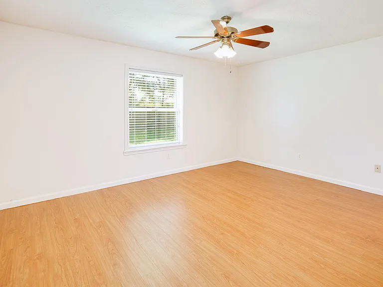 3000 Longleaf Dr — Photo 18