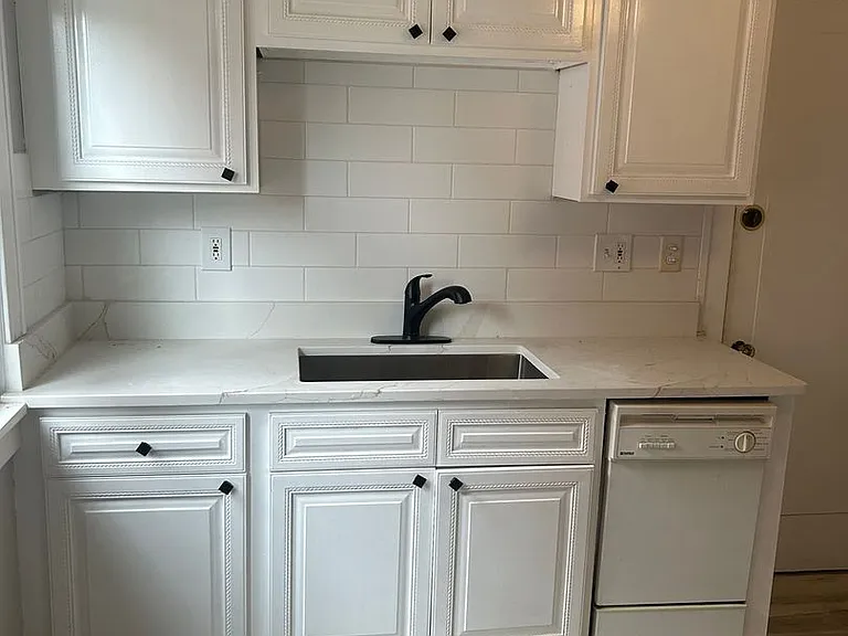 2299 Ogontz Ave — Photo 3