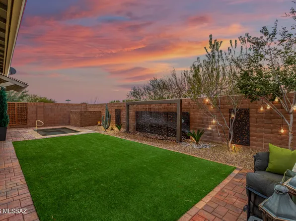 13215 N Stonecrop Ln, Tucson, AZ 85755