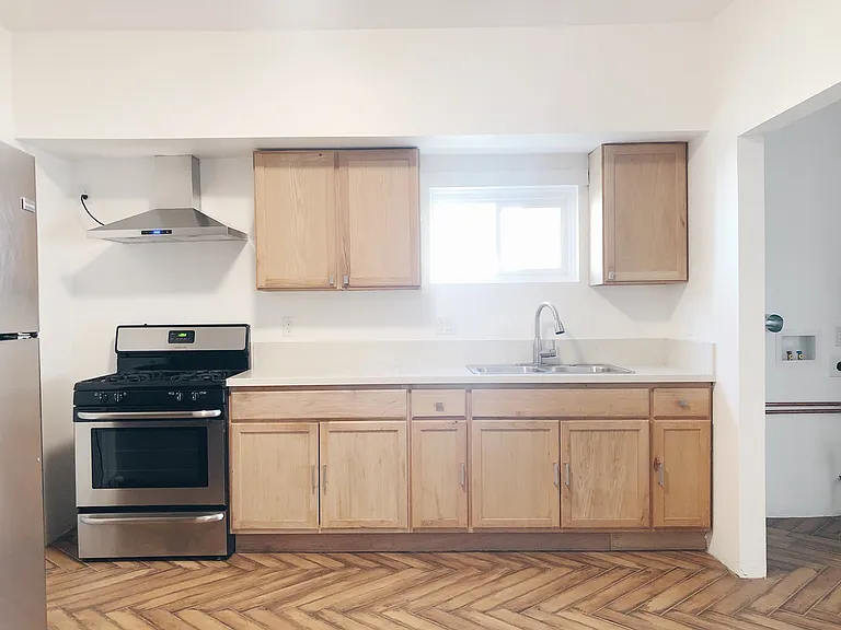 313 N Avenue 50 — Photo 4