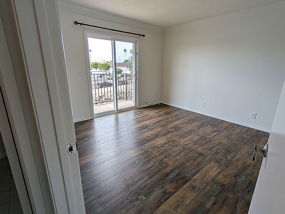 5th image of 729 S Knott Ave APT 210