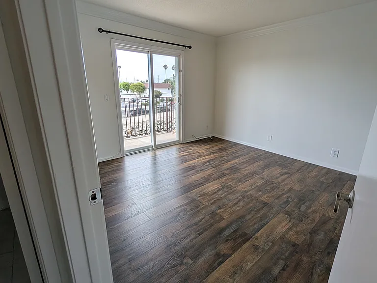 729 S Knott Ave #210 — Photo 5