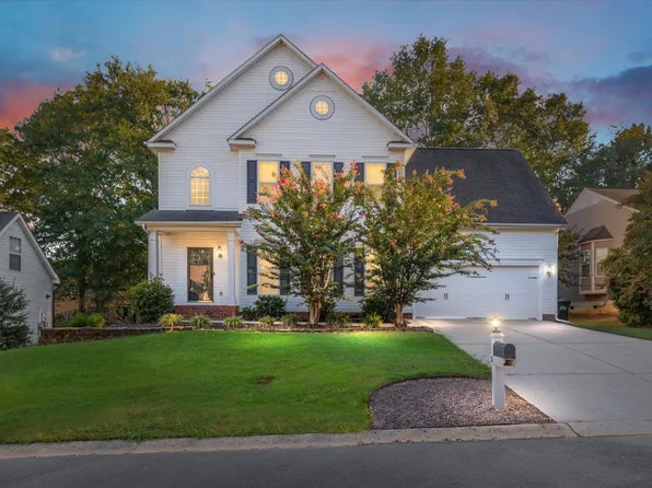 5 Bathurst Ln, Simpsonville, SC 29681